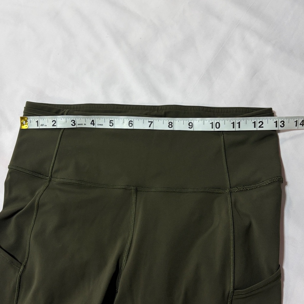 Lululemon olive green leggings size 6 - Picture 5 of 10